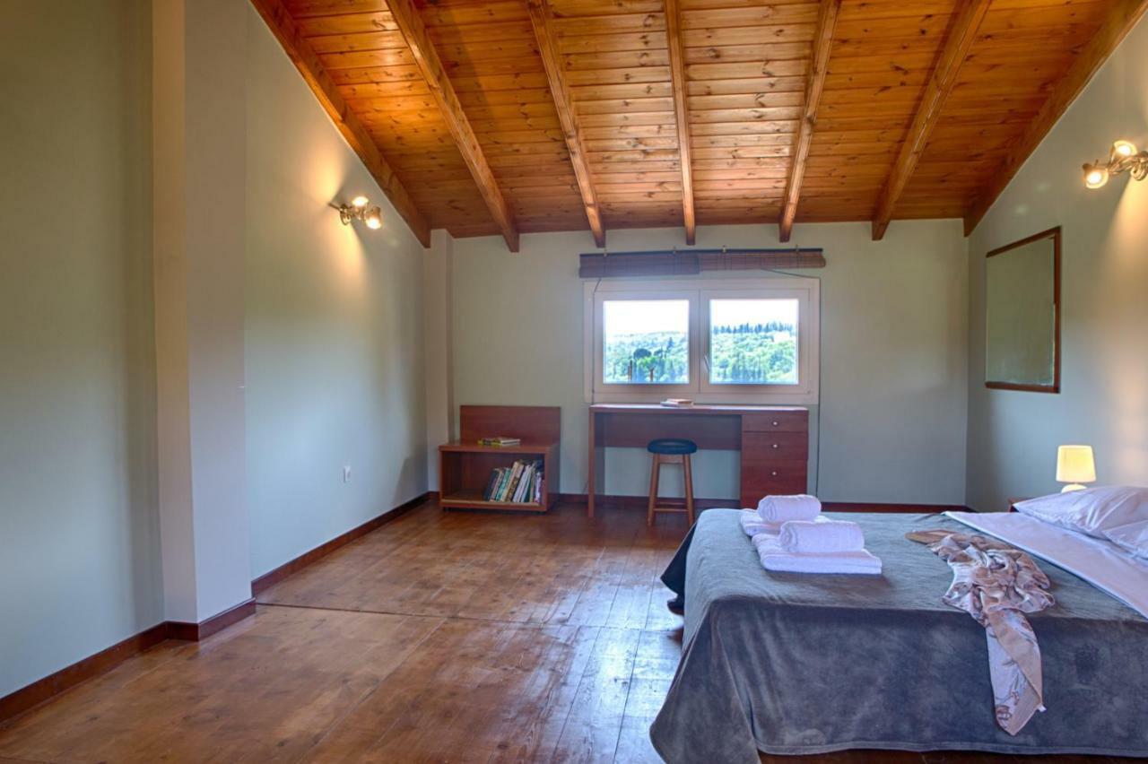 Modern Eco Friendly Villa Close To Town بيليكاس المظهر الخارجي الصورة