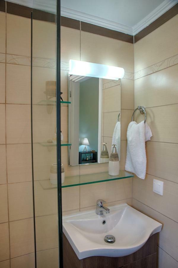Modern Eco Friendly Villa Close To Town بيليكاس المظهر الخارجي الصورة
